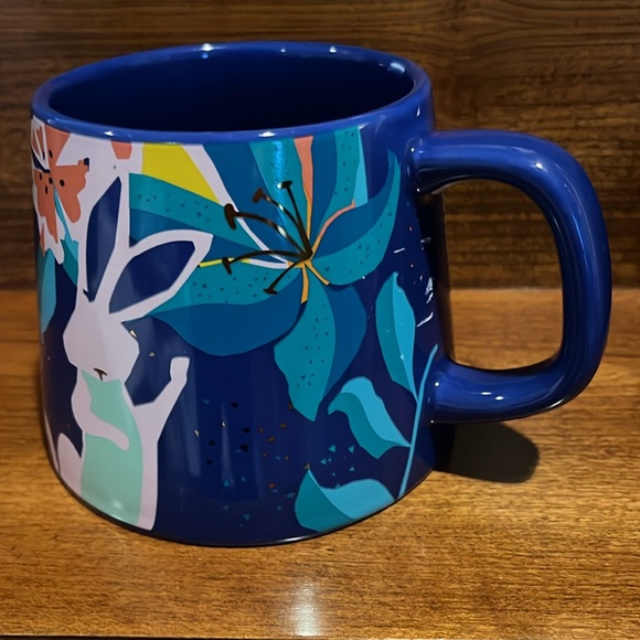 Starbucks mug in excellent condition. - Picture 3 of 6